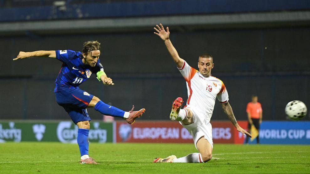 直布罗陀队主场大败，无缘欧预赛比赛强的简单介绍